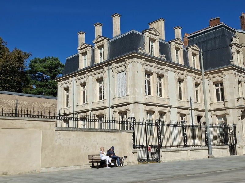 Vente Investisseur Bureaux NANCY (54000) - Photo 1