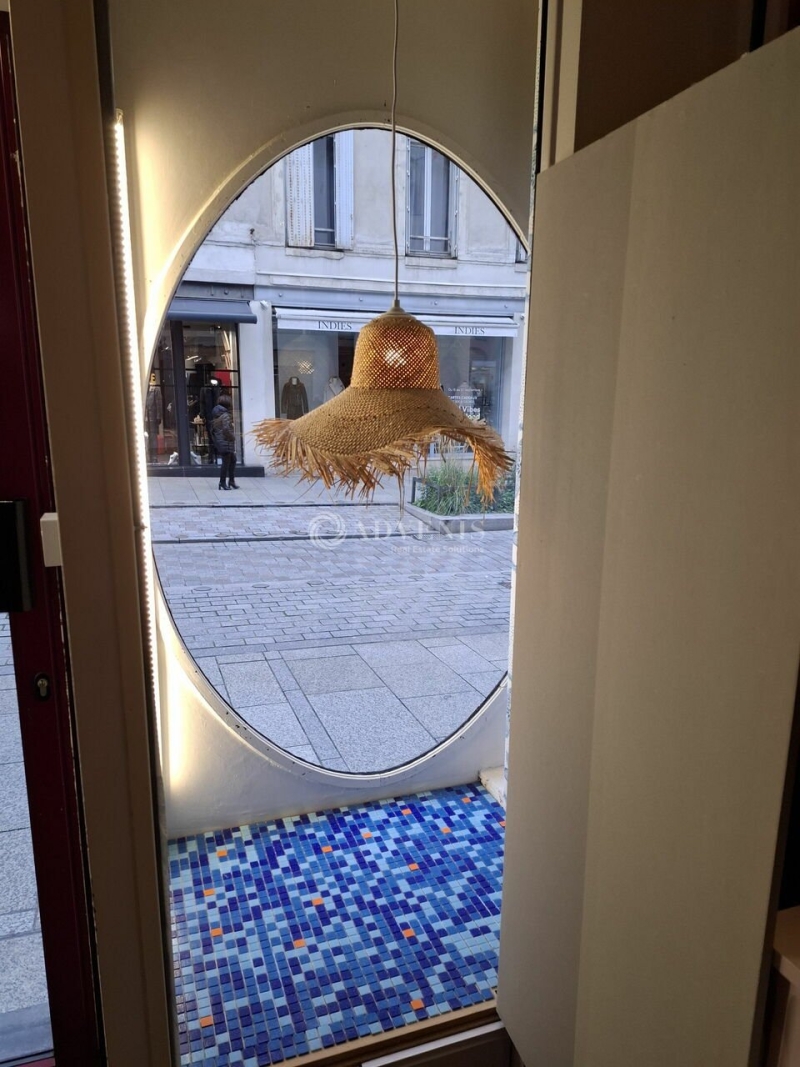 Location Commerces NANCY (54000) - Photo 1