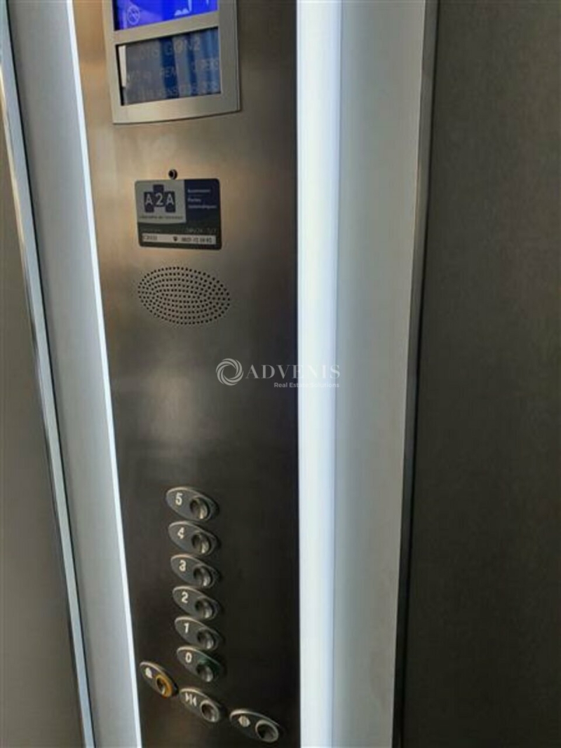 Location Bureaux NANCY (54000) - Photo 7