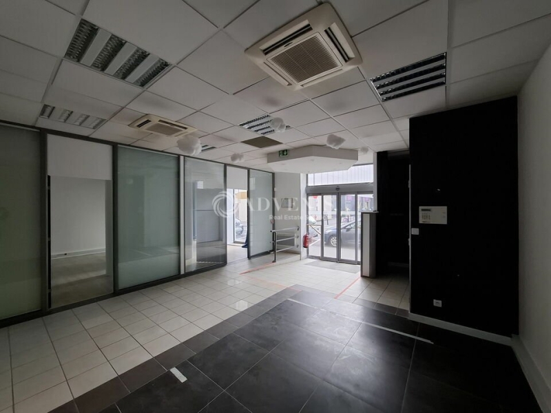 Vente Investisseur Bureaux NANCY (54000) - Photo 1