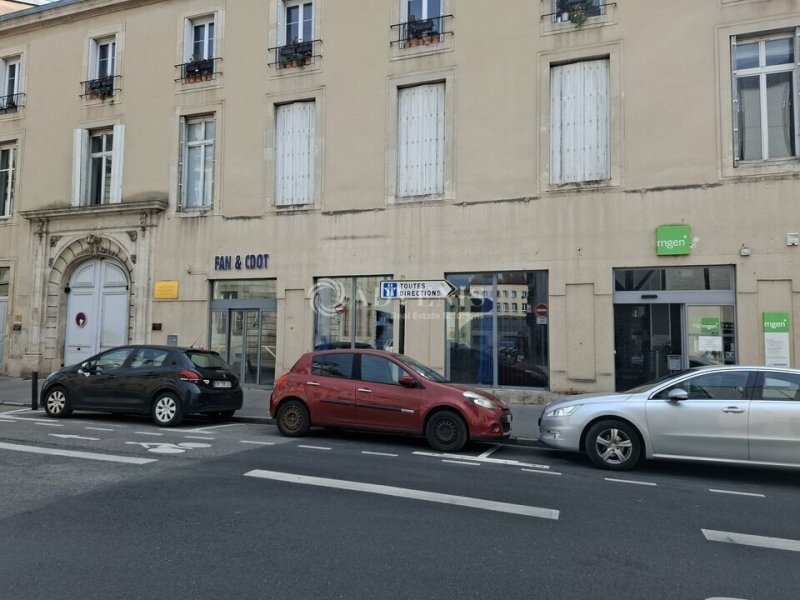Vente Investisseur Bureaux NANCY (54000) - Photo 4