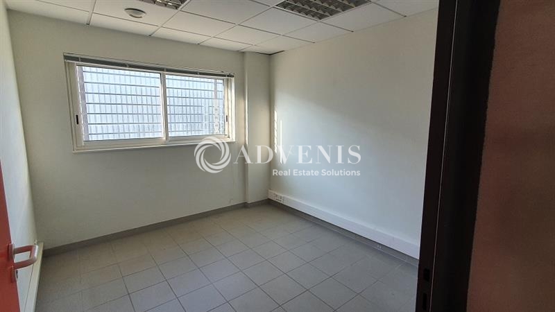 Location Activités Entrepôts BOUGUENAIS (44340) - Photo 9