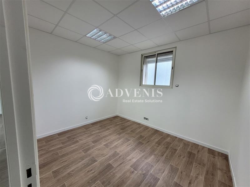 Vente Investisseur Bureaux SAINT SEBASTIEN SUR LOIRE (44230) - Photo 6