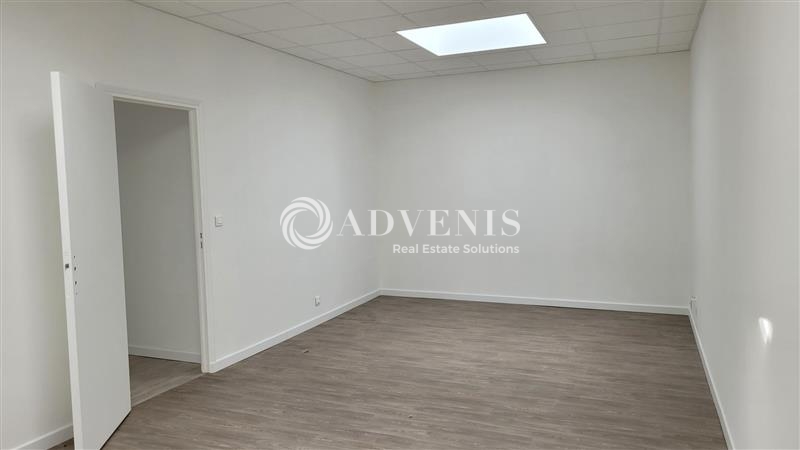 Vente Investisseur Bureaux SAINT SEBASTIEN SUR LOIRE (44230) - Photo 8