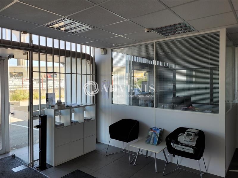 Location Activités Entrepôts NANTES (44300) - Photo 2