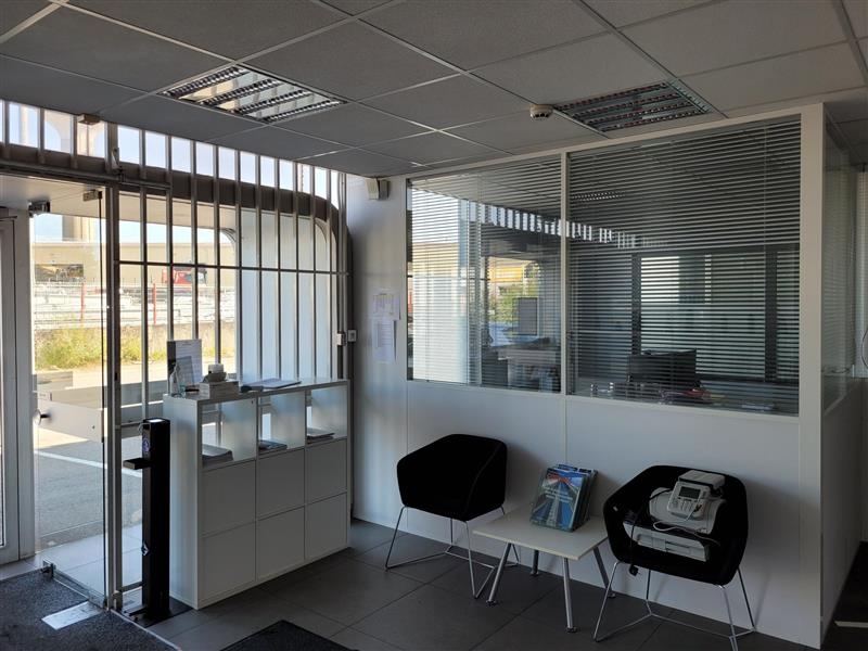 Location Activités Entrepôts CARQUEFOU (44470) - Photo 2