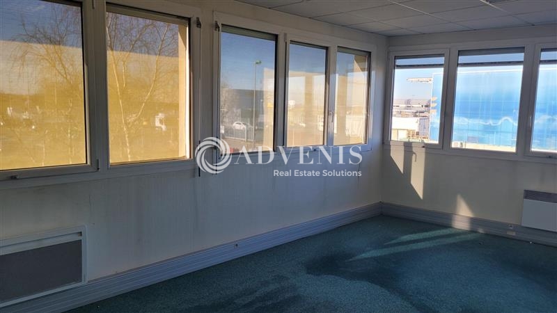 Location Entrepôts SAINT AIGNAN GRANDLIEU (44860) - Photo 6