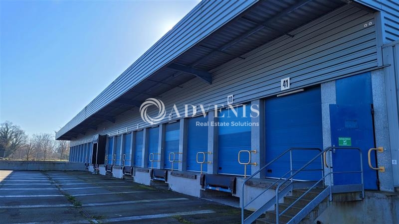 Vente Investisseur Entrepôts SAINT AIGNAN GRANDLIEU (44860) - Photo 2