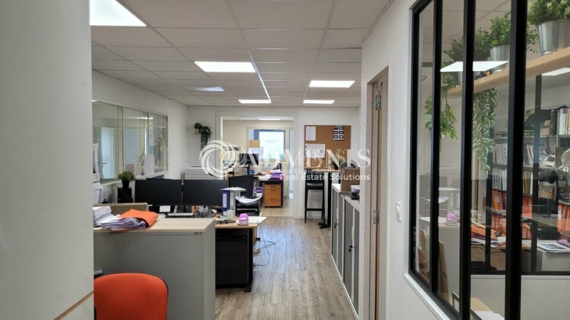 Location Activités Entrepôts THOUARÉ-SUR-LOIRE (44470) - Photo 2