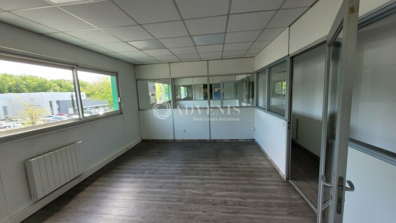 Location Activités Entrepôts TREILLIERES (44119) - Photo 10
