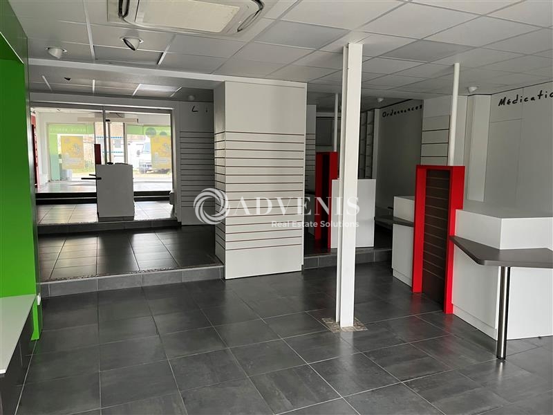 Location Commerces SAINT HILAIRE SAINT MESMIN (45160) - Photo 1