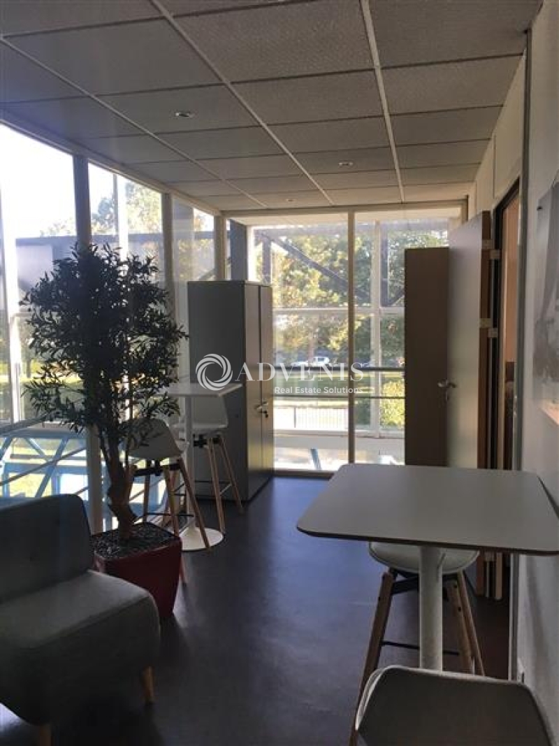 Location Bureaux SAINT JEAN DE BRAYE (45800) - Photo 2