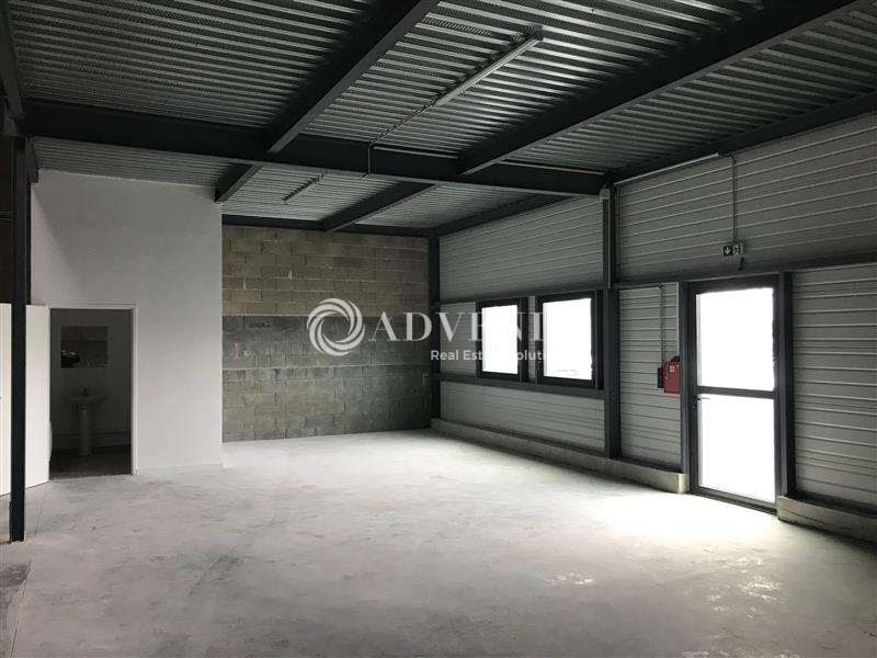Location Activités Entrepôts SAINT JEAN DE LA RUELLE (45140) - Photo 4