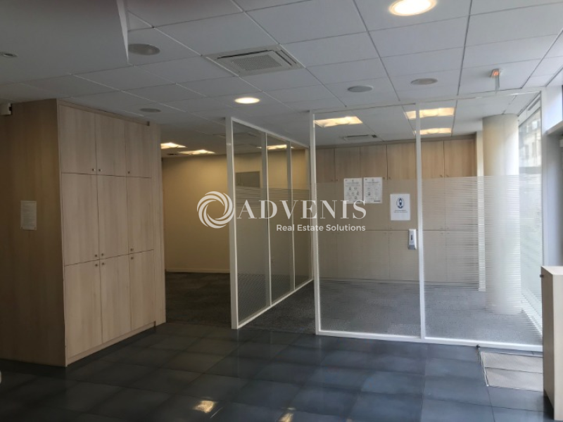 Location Commerces ORLEANS (45000) - Photo 3