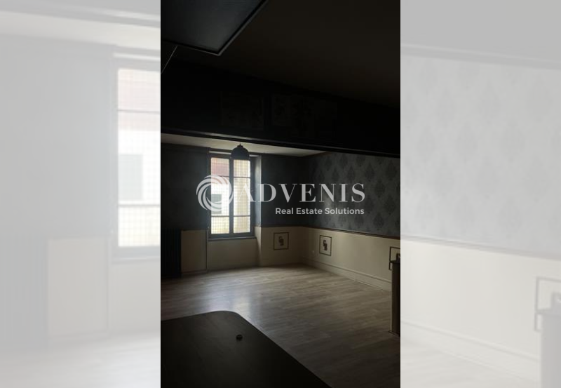 Location Commerces ORLEANS (45000) - Photo 2