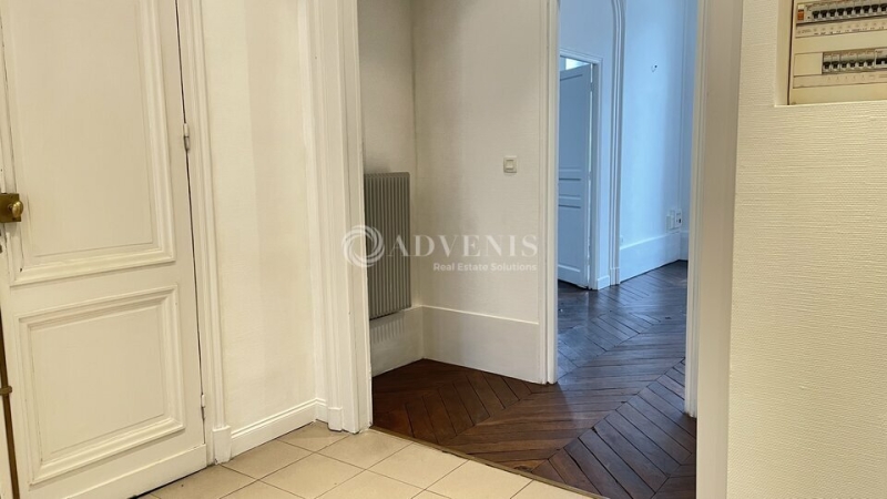 Vente Investisseur Bureaux ORLEANS (45000) - Photo 3