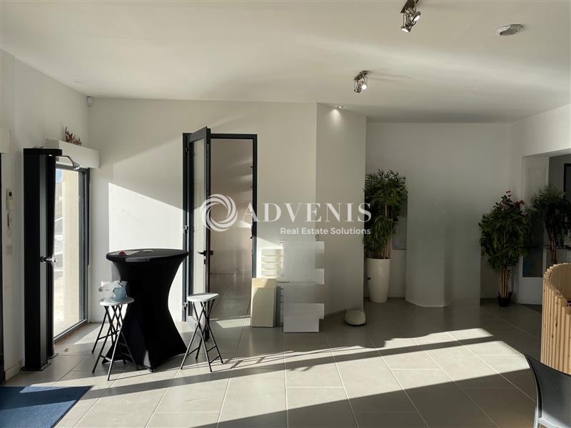 Location Commerces SAINT PRYVE SAINT MESMIN (45750) - Photo 2