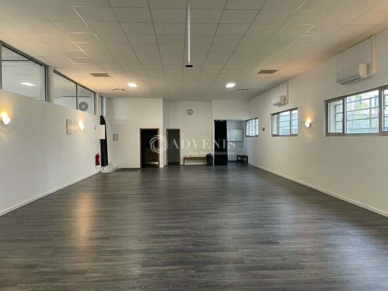 Vente Investisseur Commerces ORLEANS (45000) - Photo 2