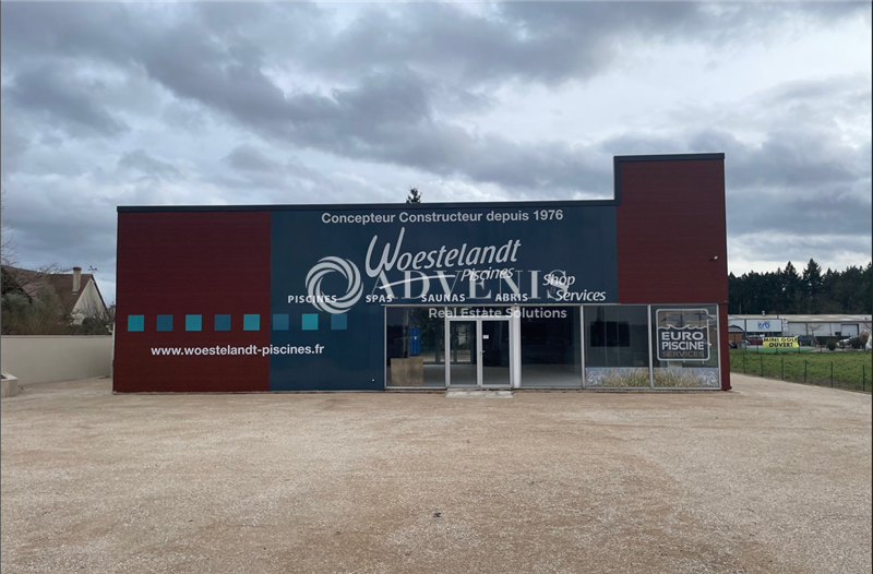 Location Commerces SAINT PRYVE SAINT MESMIN (45750) - Photo 1