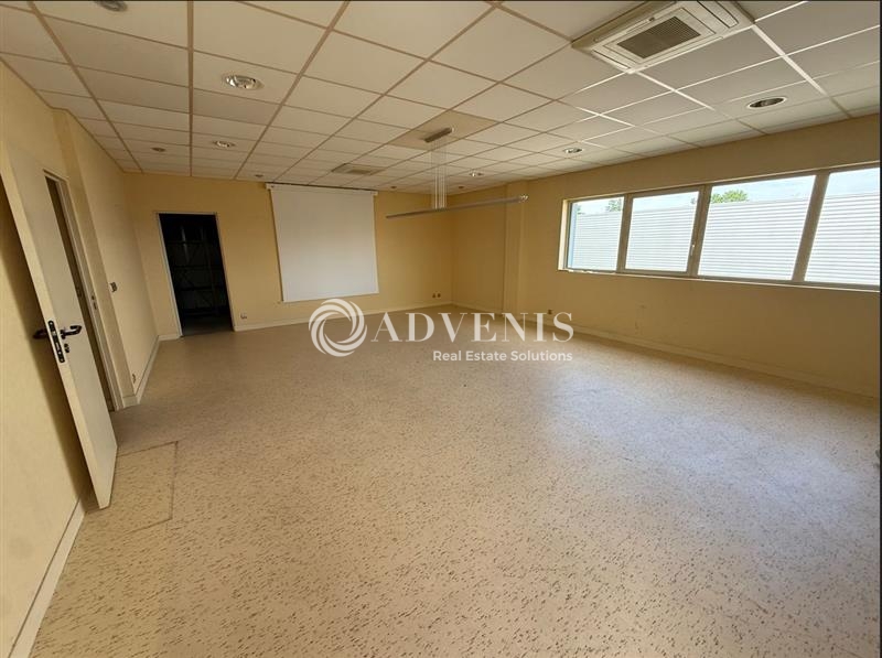Location Activités Entrepôts LA CHAPELLE SAINT MESMIN (45380) - Photo 3