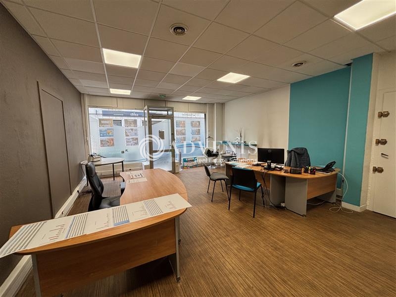 Location Commerces ORLEANS (45000) - Photo 1