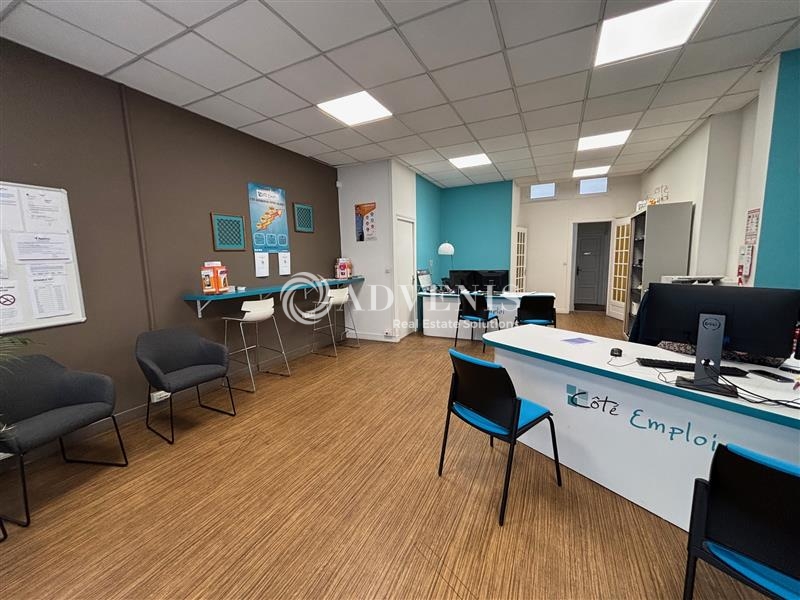 Location Commerces ORLEANS (45000) - Photo 2