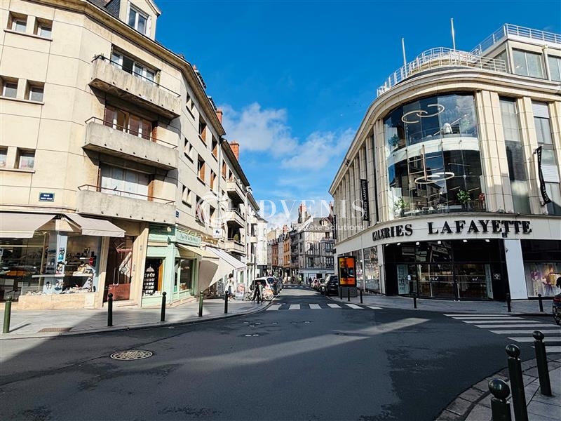 Vente Investisseur Commerces ORLEANS (45000) - Photo 1