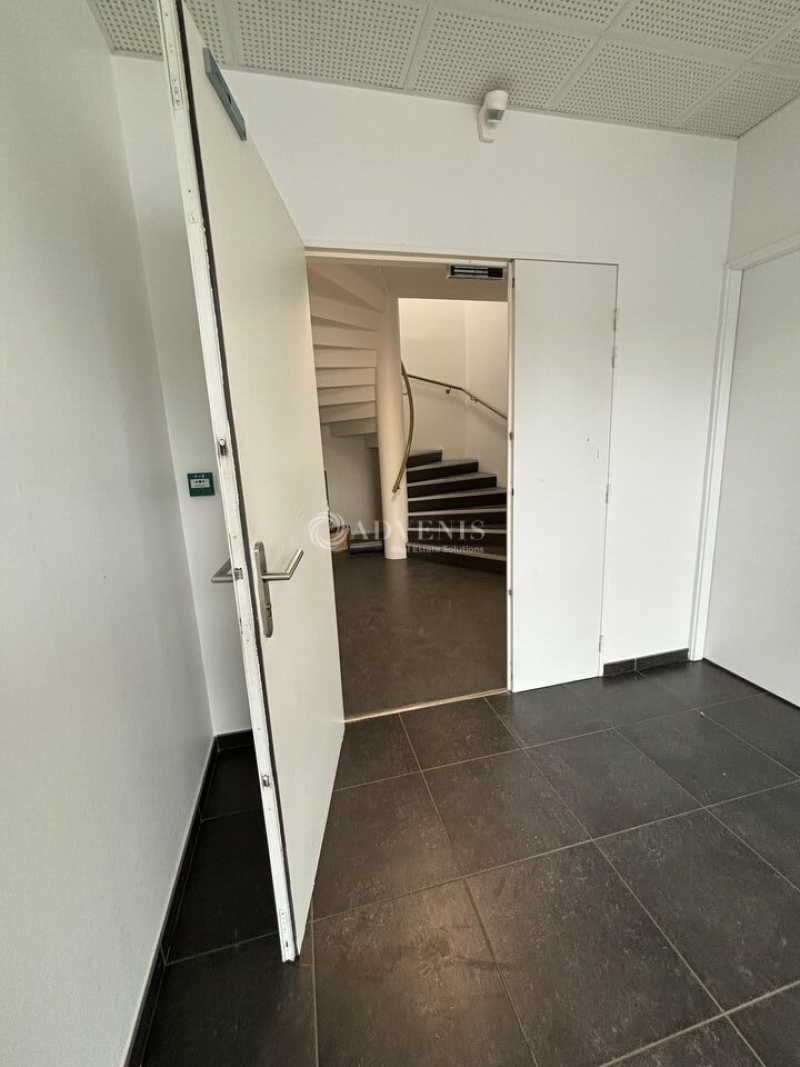 Vente Investisseur Bureaux ORLEANS (45000) - Photo 7