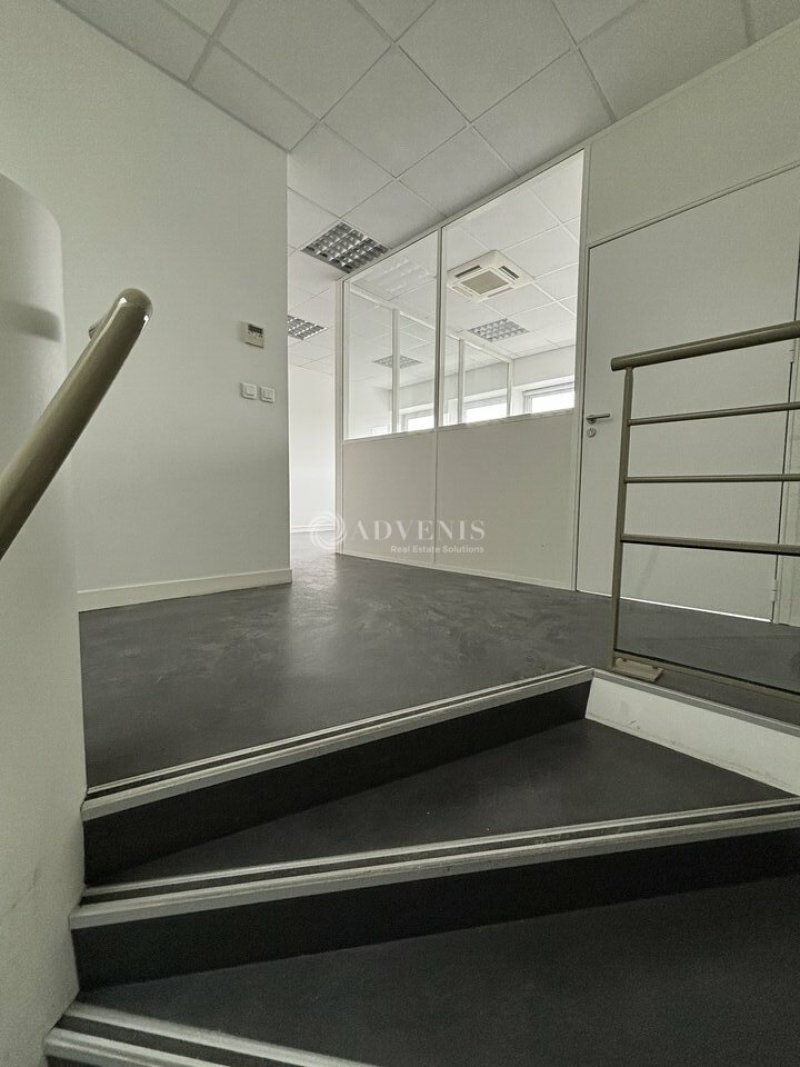 Vente Investisseur Bureaux ORLEANS (45000) - Photo 8