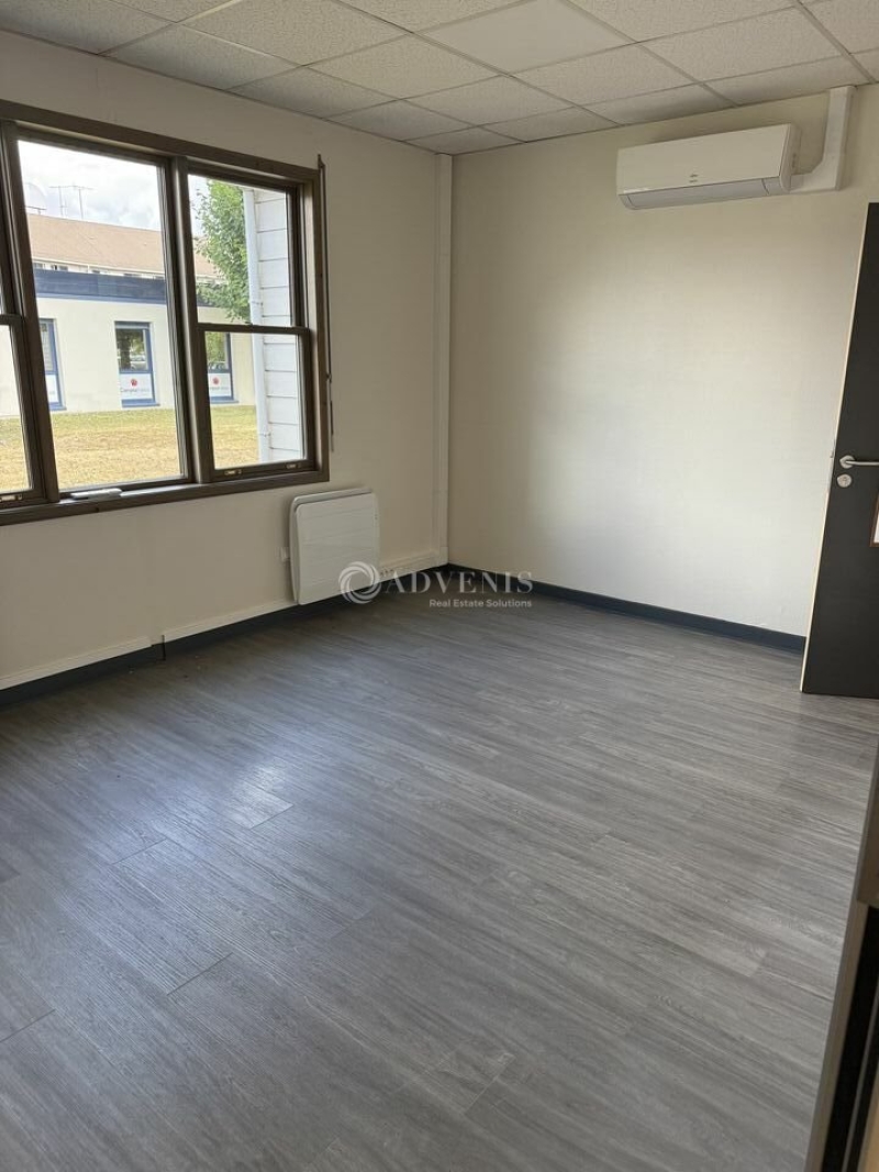Location Bureaux LA CHAPELLE-SAINT-MESMIN (45380) - Photo 2