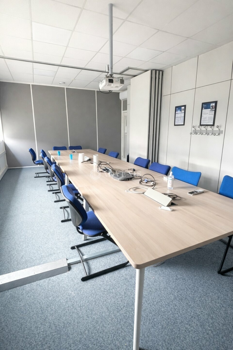 Location Bureaux FLEURY LES AUBRAIS (45400) - Photo 2