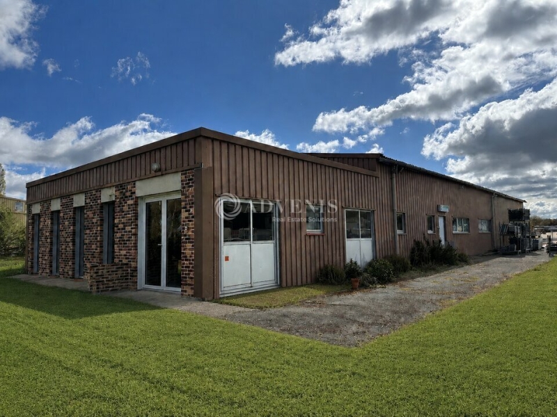 Location Activités Entrepôts MEUNG SUR LOIRE (45130) - Photo 1