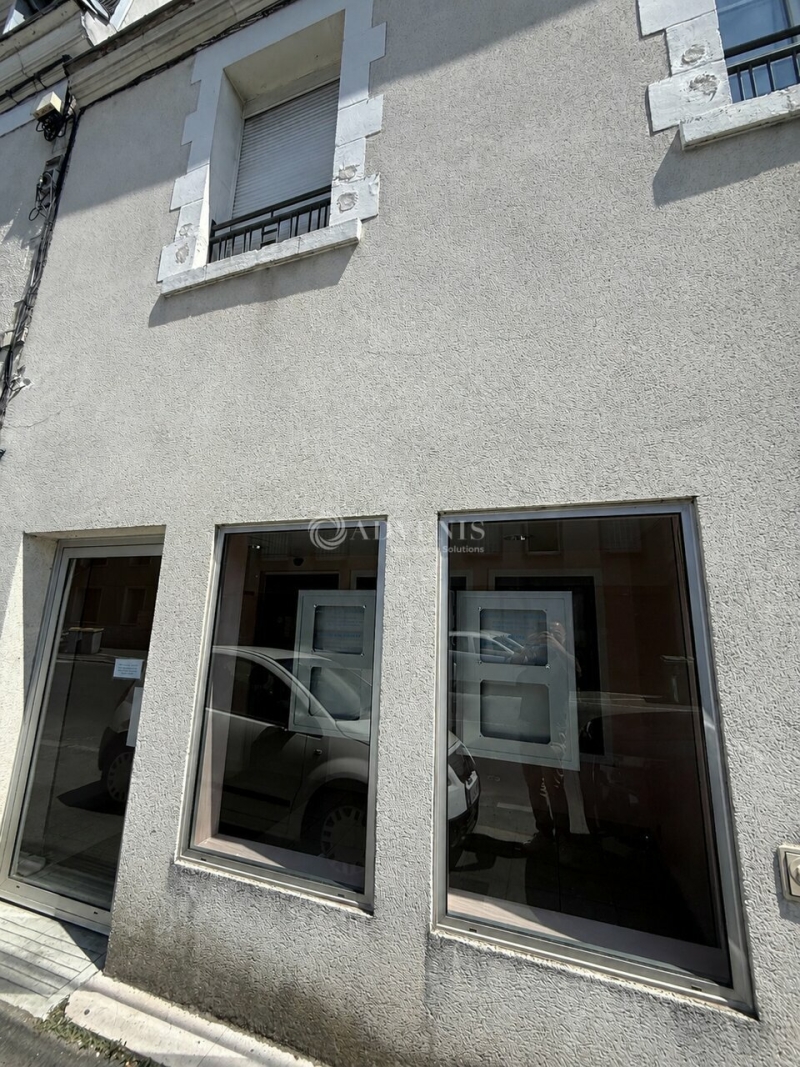 Vente Investisseur Bureaux ORLEANS (45000) - Photo 1