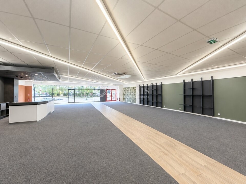 Location Commerces SARAN (45770) - Photo 3
