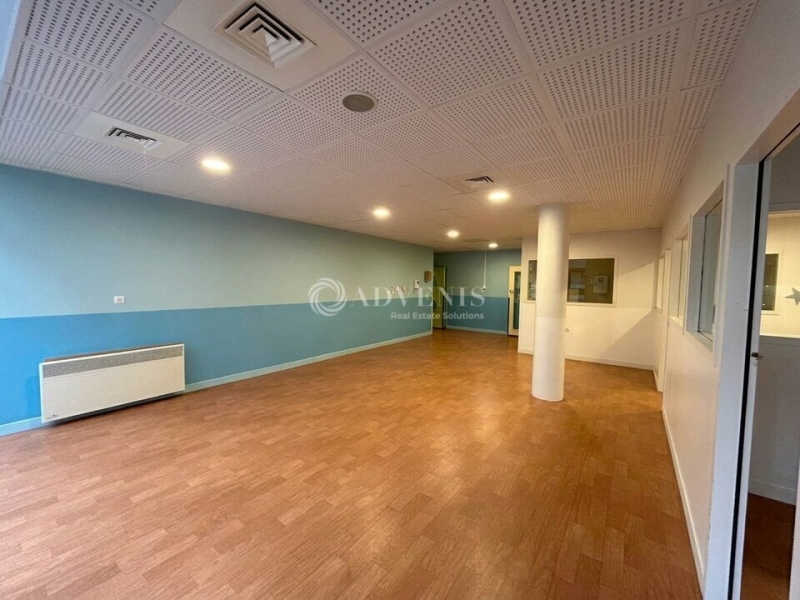 Location Bureaux PARIS (75011) - Photo 11
