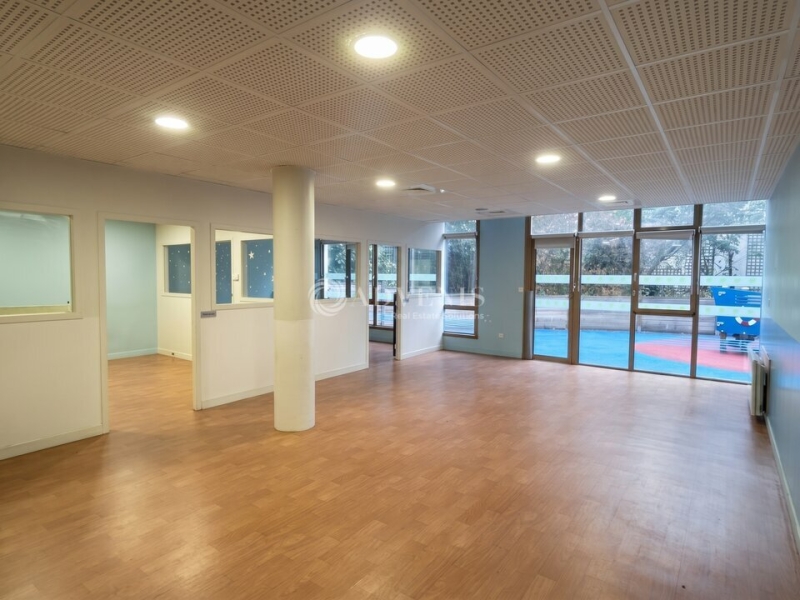 Location Bureaux PARIS (75011) - Photo 2