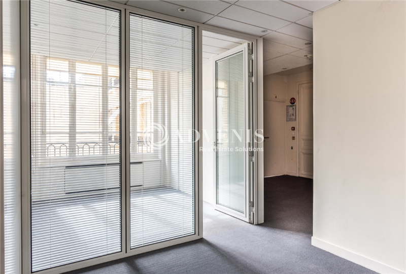 Location Bureaux PARIS (75009) - Photo 7