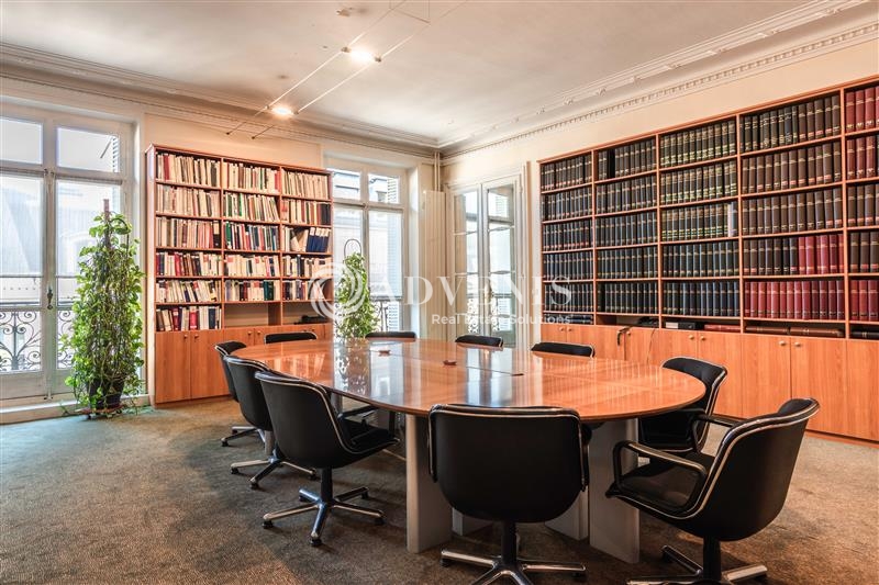 Location Bureaux PARIS (75008) - Photo 1