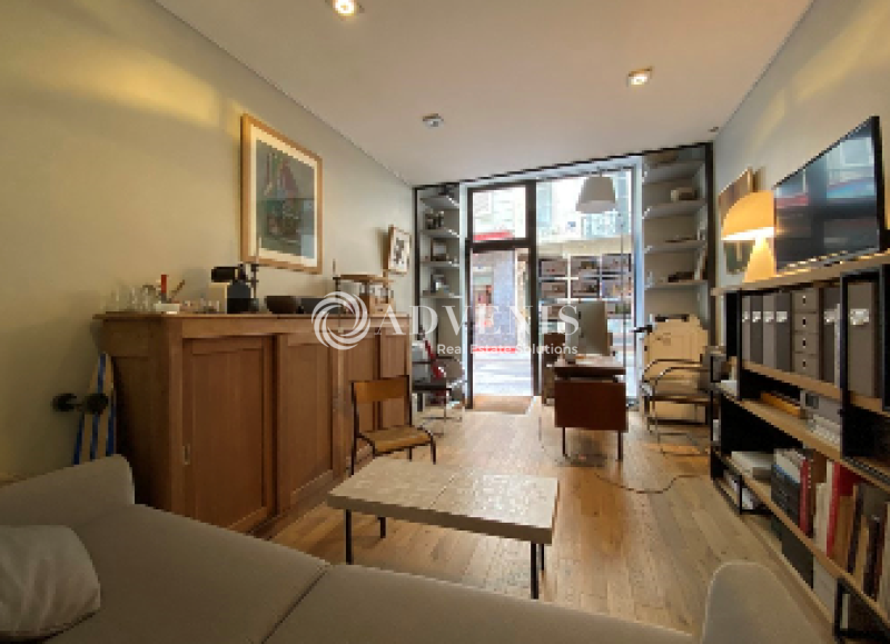 Vente Utilisateur Commerces PARIS (75004) - Photo 2