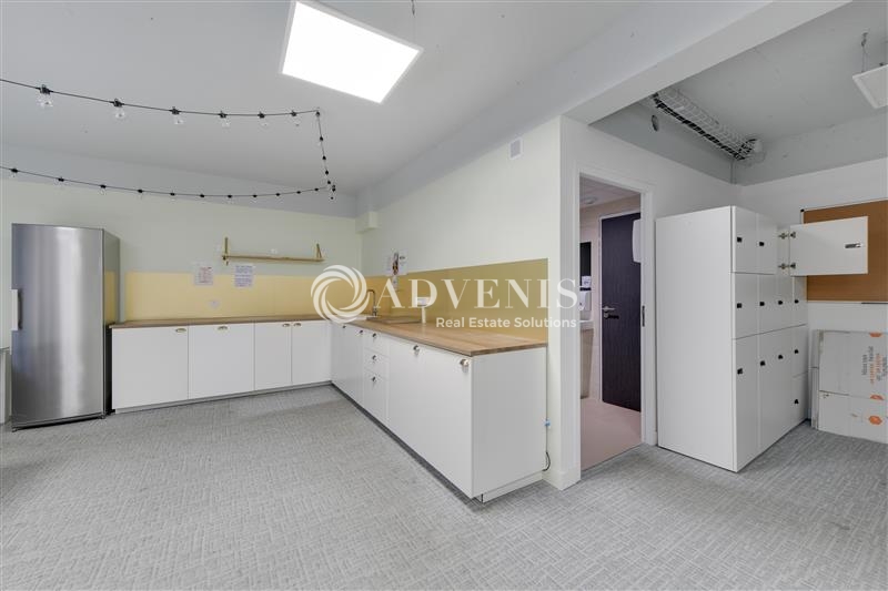 Location Bureaux PARIS (75008) - Photo 9