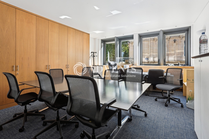 Location Bureaux PARIS (75008) - Photo 5