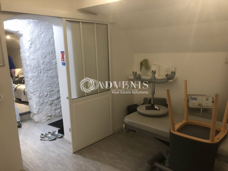 Location Commerces PARIS (75011) - Photo 10