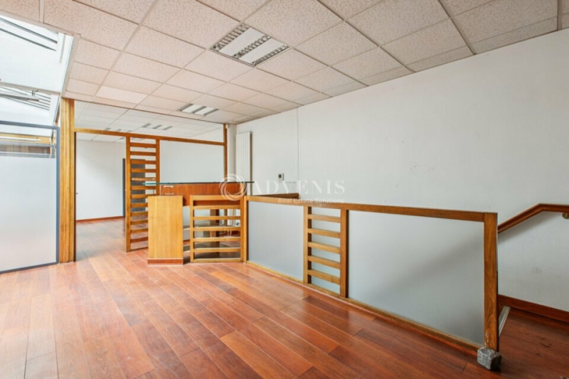 Location Bureaux PARIS (75017) - Photo 12