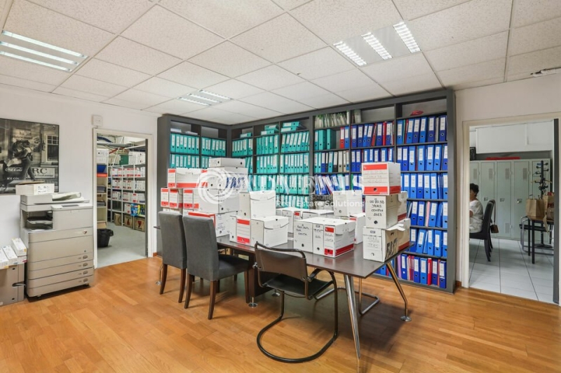 Location Bureaux PARIS (75017) - Photo 7