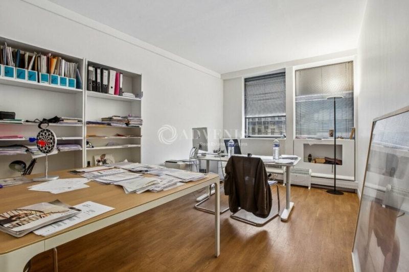 Location Bureaux PARIS (75008) - Photo 11