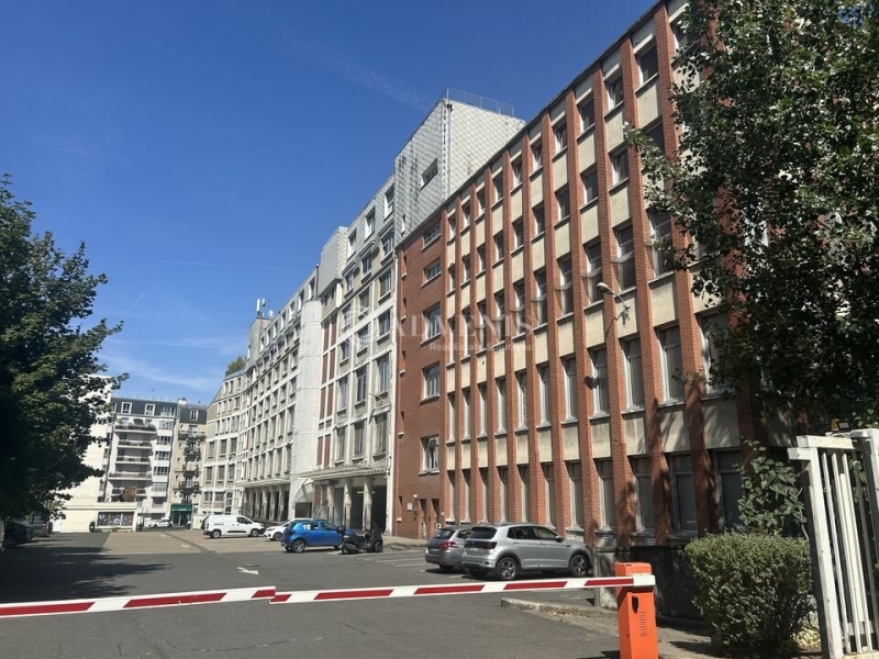 Location Activités Entrepôts PARIS (75012) - Photo 8