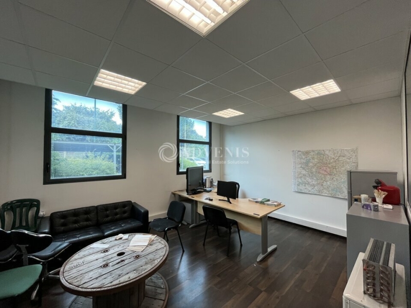 Location Activités Entrepôts NOISY LE SEC (93130) - Photo 6