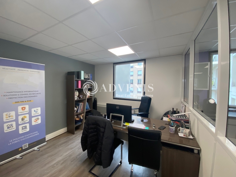 Location Bureaux JOINVILLE LE PONT (94340) - Photo 1