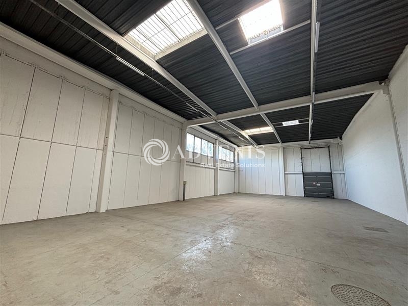 Location Activités Entrepôts VALENTON (94460) - Photo 1