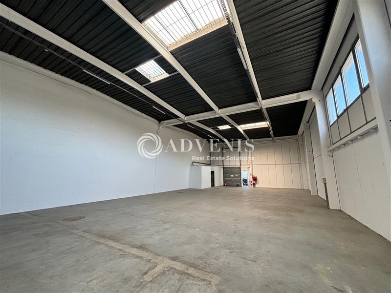 Location Activités Entrepôts VALENTON (94460) - Photo 3